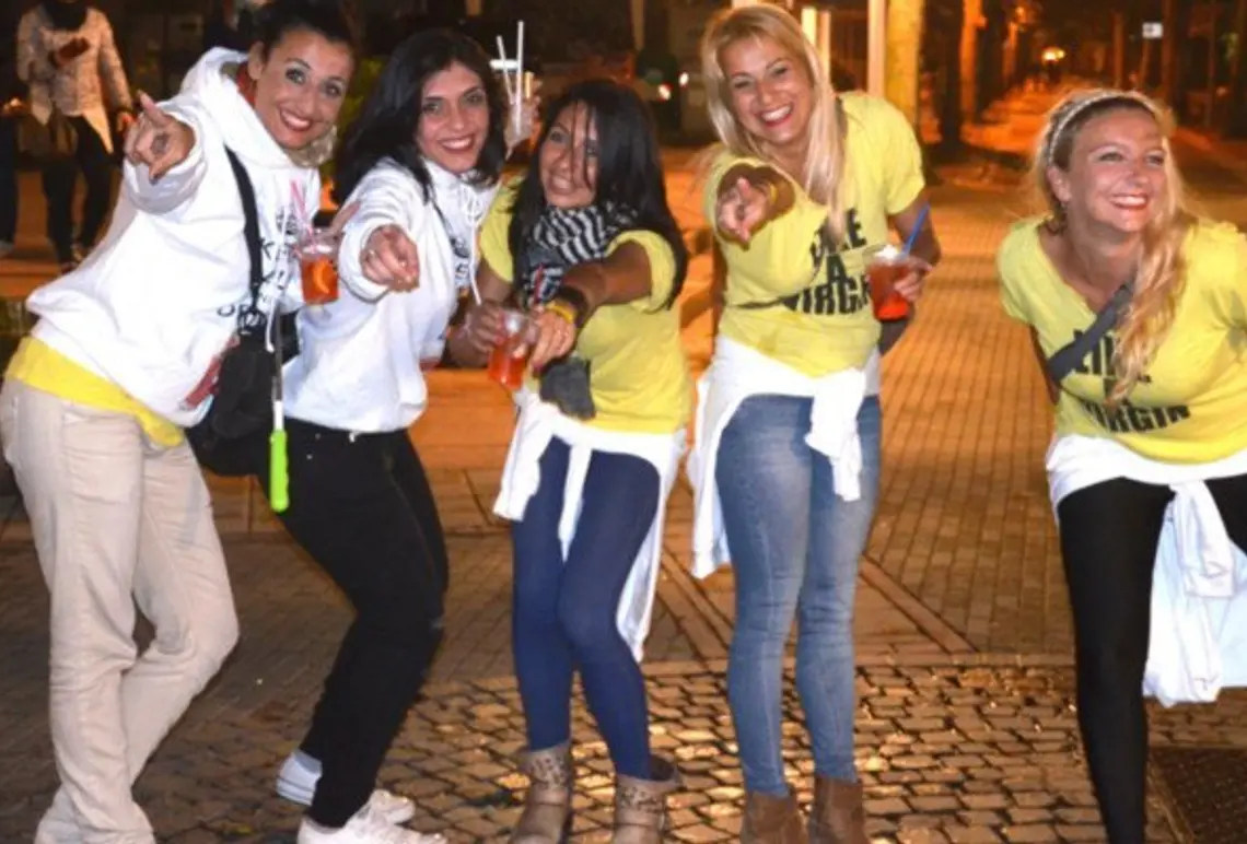 I'M STREET MUSIC I'M STREET MUSIC