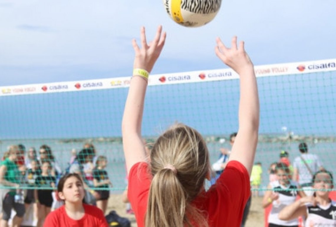 YOUNG VOLLEY ON THE BEACH 2017 YOUNG VOLLEY ON THE BEACH 2017