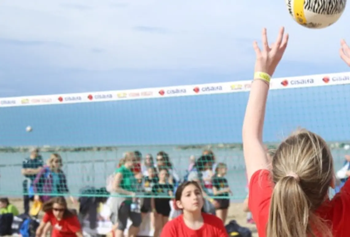 YOUNG VOLLEY ON THE BEACH 2017 YOUNG VOLLEY ON THE BEACH 2017