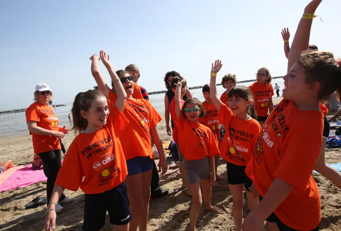 YOUNG VOLLEY 2022 YOUNG VOLLEY 2022