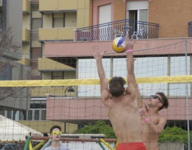 15° YOUNG VOLLEY ON THE BEACH