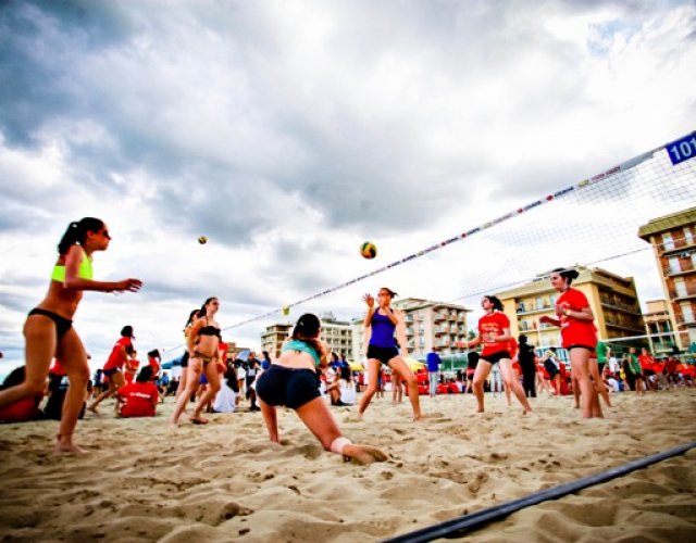 16° YOUNG VOLLEY ON THE BEACH