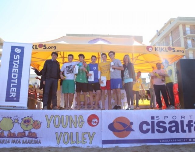 16° YOUNG VOLLEY ON THE BEACH