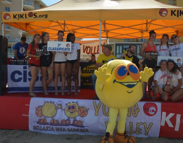 17° YOUNG VOLLEY ON THE BEACH