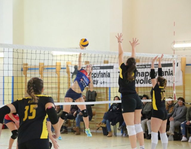 6° HAPPYFANIA VOLLEY 6° HAPPYFANIA VOLLEY