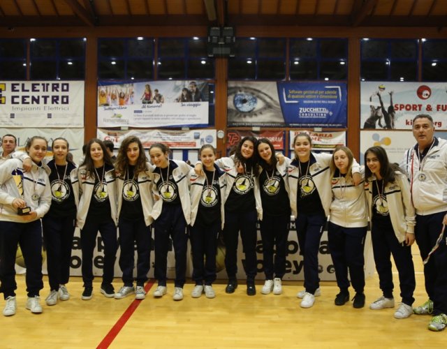 6° HAPPYFANIA VOLLEY 6° HAPPYFANIA VOLLEY