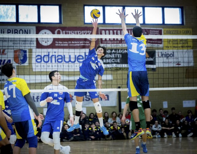 7° HAPPYFANIA VOLLEY 7° HAPPYFANIA VOLLEY