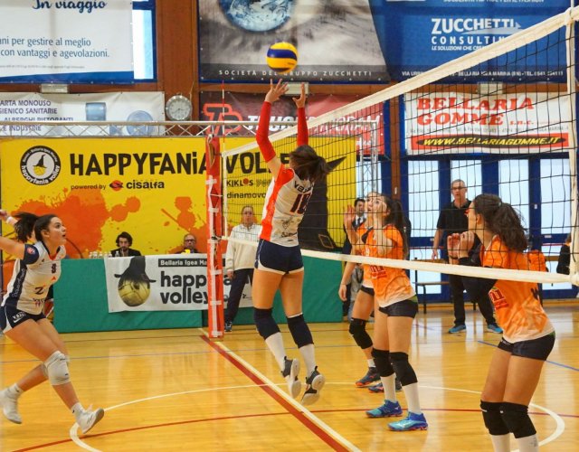 7° HAPPYFANIA VOLLEY 7° HAPPYFANIA VOLLEY