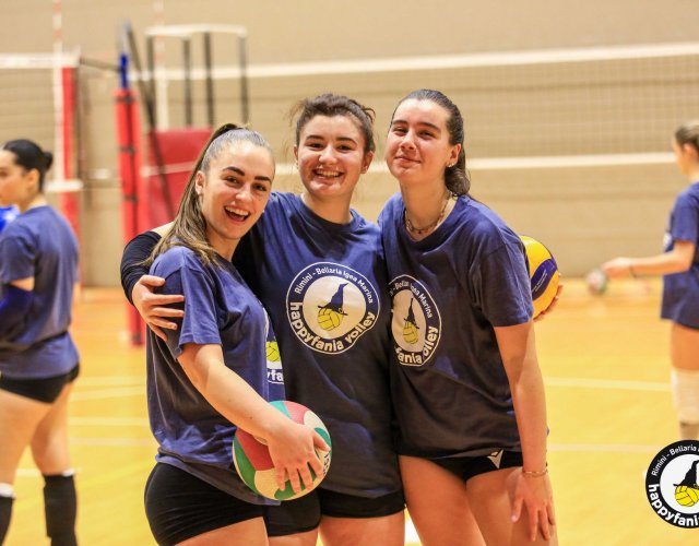 11° HAPPYFANIA VOLLEY 11° HAPPYFANIA VOLLEY