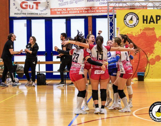 11° HAPPYFANIA VOLLEY 11° HAPPYFANIA VOLLEY