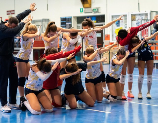 11° HAPPYFANIA VOLLEY 11° HAPPYFANIA VOLLEY