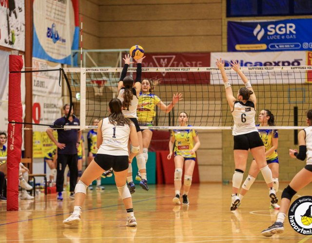 11° HAPPYFANIA VOLLEY 11° HAPPYFANIA VOLLEY