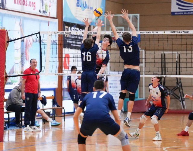 12° HAPPYFANIA VOLLEY 12° HAPPYFANIA VOLLEY