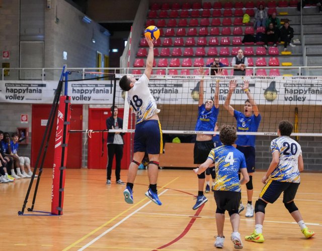 12° HAPPYFANIA VOLLEY 12° HAPPYFANIA VOLLEY