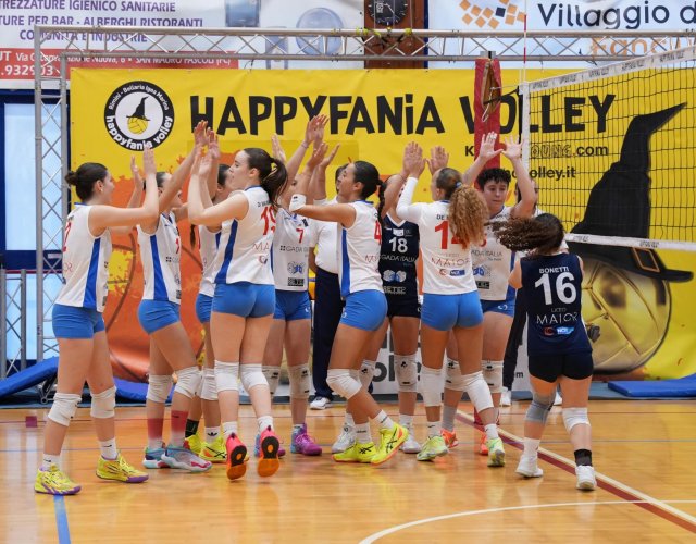 12° HAPPYFANIA VOLLEY 12° HAPPYFANIA VOLLEY