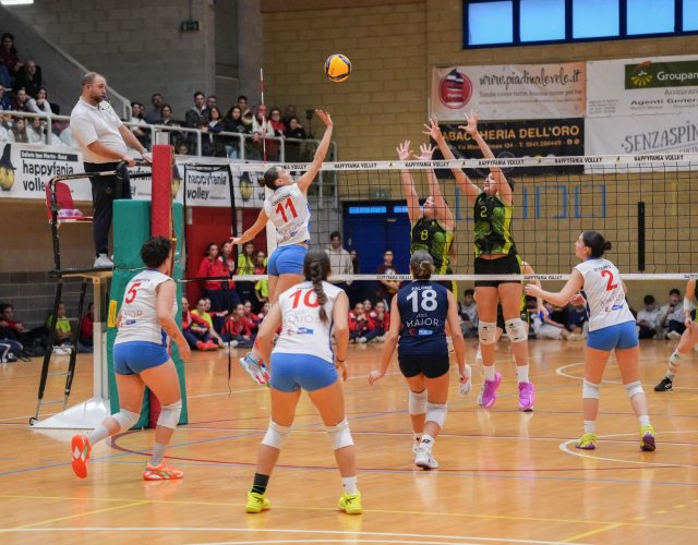 12° HAPPYFANIA VOLLEY 12° HAPPYFANIA VOLLEY