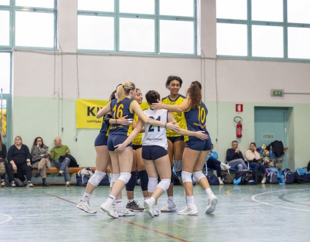 12° HAPPYFANIA VOLLEY 12° HAPPYFANIA VOLLEY