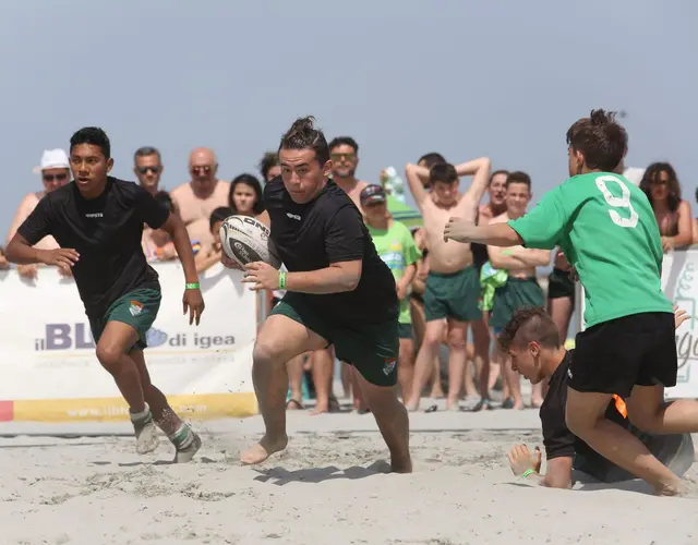 BEACH RUGBY