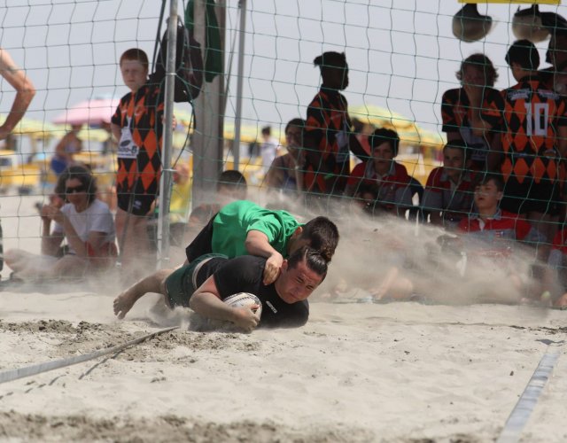 BEACH RUGBY