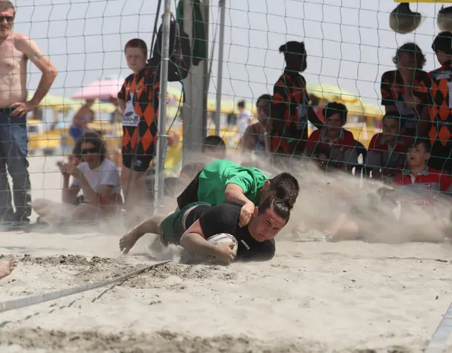 BEACH RUGBY