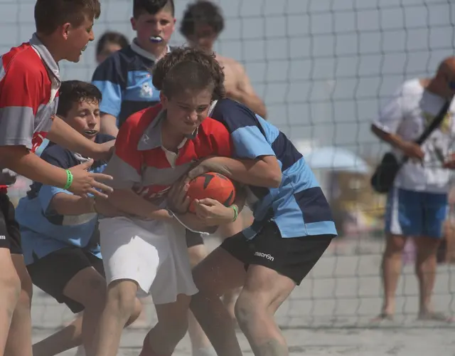 BEACH RUGBY