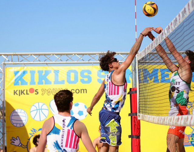 BEACH VOLLEY