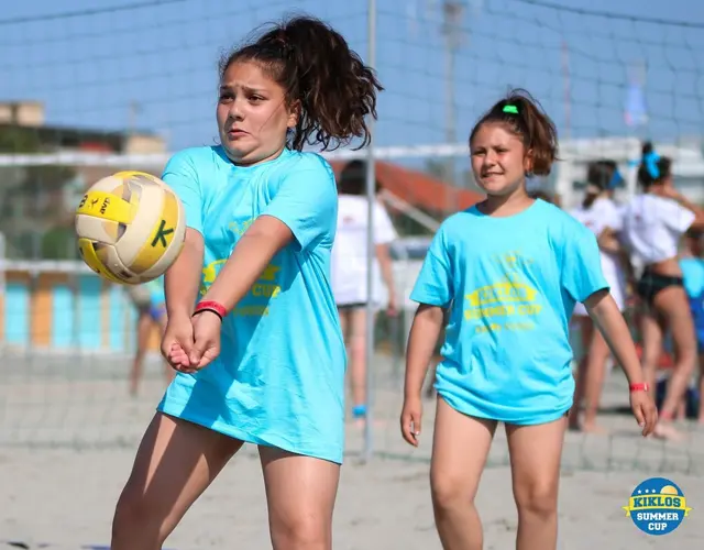 BEACH VOLLEY