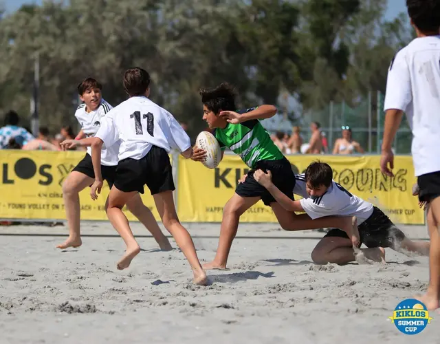 BEACH VOLLEY