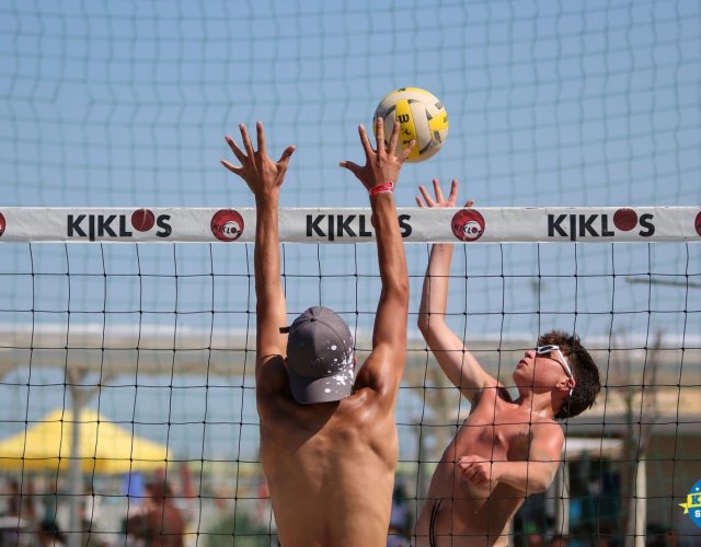 BEACH VOLLEY