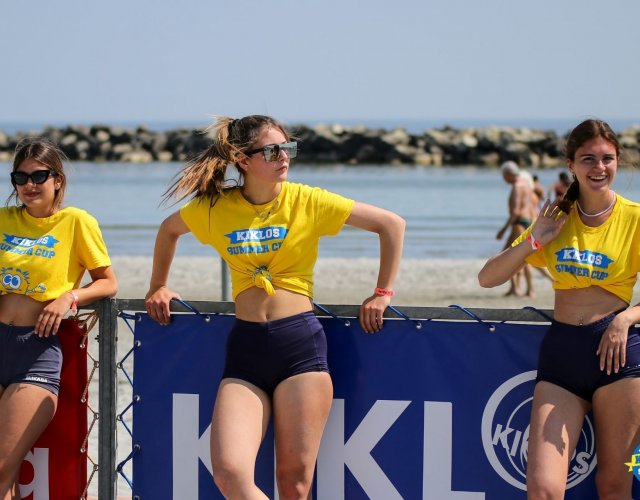 BEACH VOLLEY