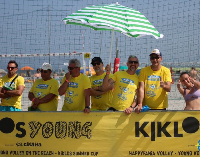 BEACH VOLLEY