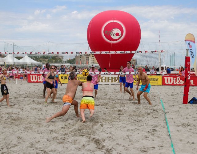 BEACH VOLLEY