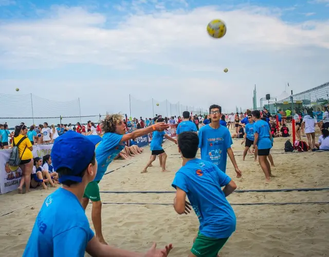 18° YOUNG VOLLEY ON THE BEACH