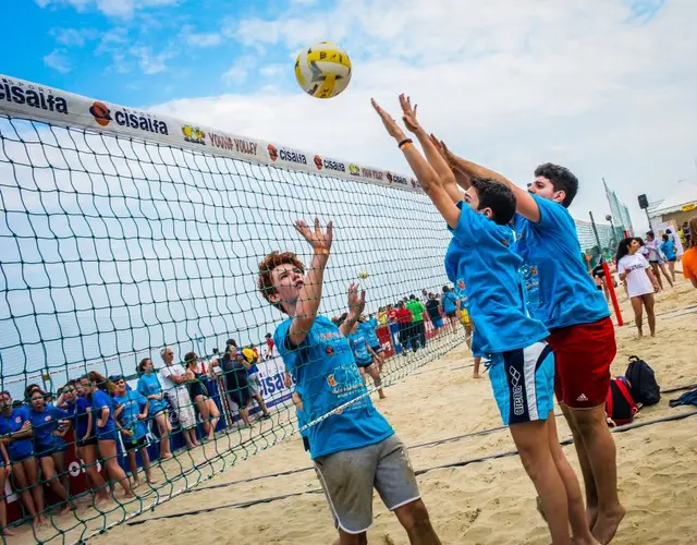 18° YOUNG VOLLEY ON THE BEACH