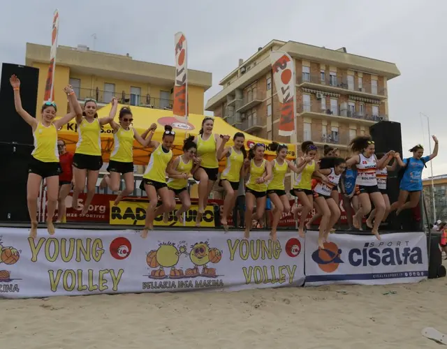 18° YOUNG VOLLEY ON THE BEACH