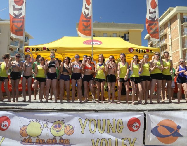18° YOUNG VOLLEY ON THE BEACH