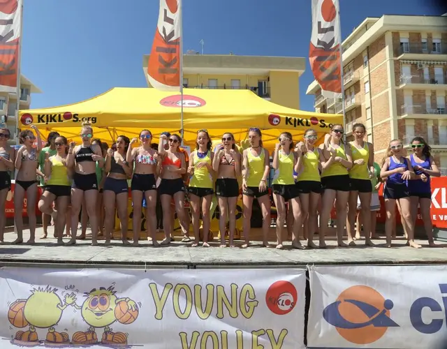 18° YOUNG VOLLEY ON THE BEACH