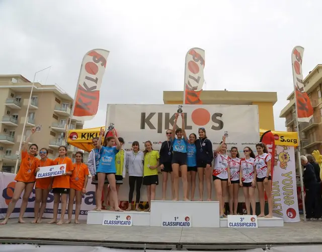 18° YOUNG VOLLEY ON THE BEACH