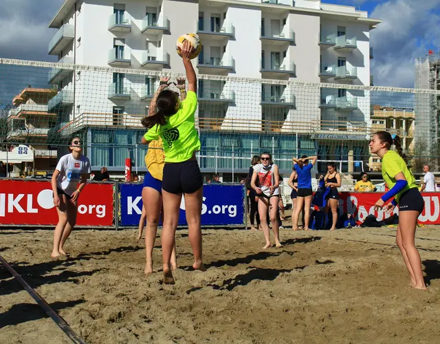 21° YOUNG VOLLEY ON THE BEACH