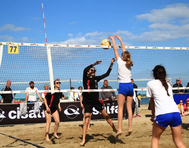 21° YOUNG VOLLEY ON THE BEACH