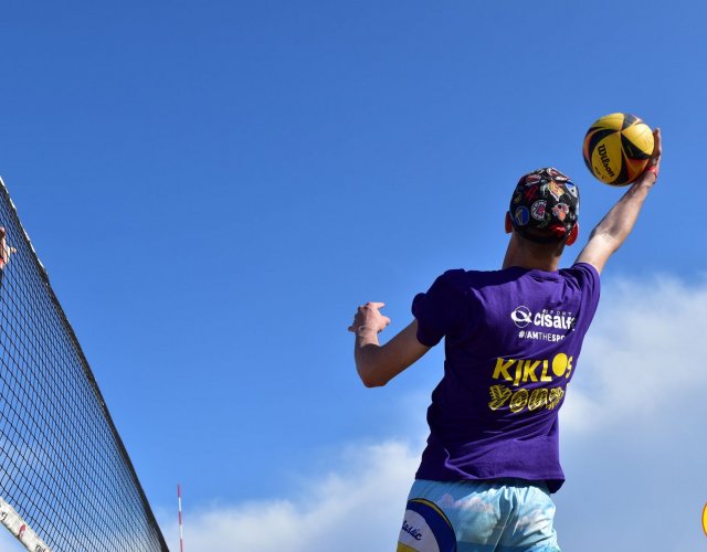 22° YOUNG VOLLEY ON THE BEACH 22° YOUNG VOLLEY ON THE BEACH