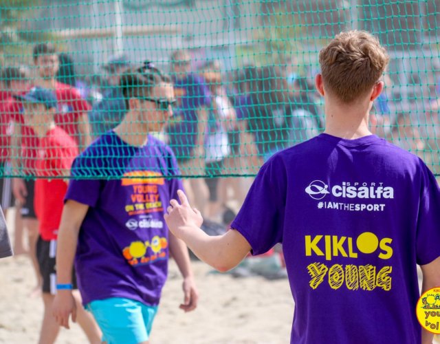 22° YOUNG VOLLEY ON THE BEACH 22° YOUNG VOLLEY ON THE BEACH
