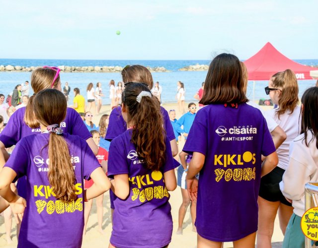 22° YOUNG VOLLEY ON THE BEACH 22° YOUNG VOLLEY ON THE BEACH