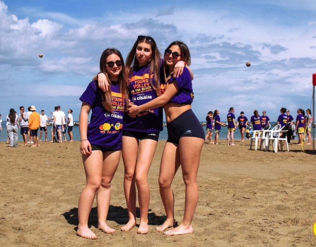 22° YOUNG VOLLEY ON THE BEACH 22° YOUNG VOLLEY ON THE BEACH