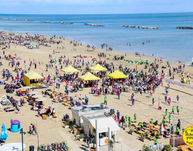 22° YOUNG VOLLEY ON THE BEACH 22° YOUNG VOLLEY ON THE BEACH