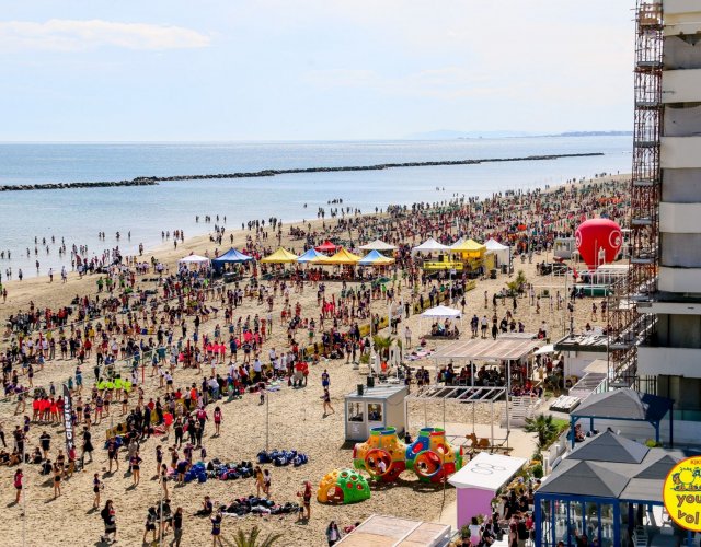 22° YOUNG VOLLEY ON THE BEACH 22° YOUNG VOLLEY ON THE BEACH