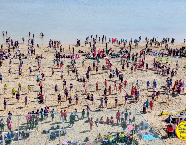 22° YOUNG VOLLEY ON THE BEACH 22° YOUNG VOLLEY ON THE BEACH