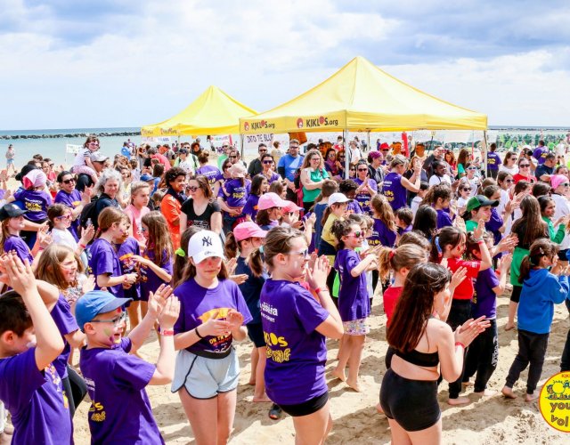 22° YOUNG VOLLEY ON THE BEACH 22° YOUNG VOLLEY ON THE BEACH