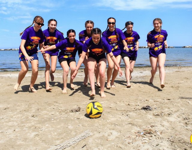 22° YOUNG VOLLEY ON THE BEACH 22° YOUNG VOLLEY ON THE BEACH