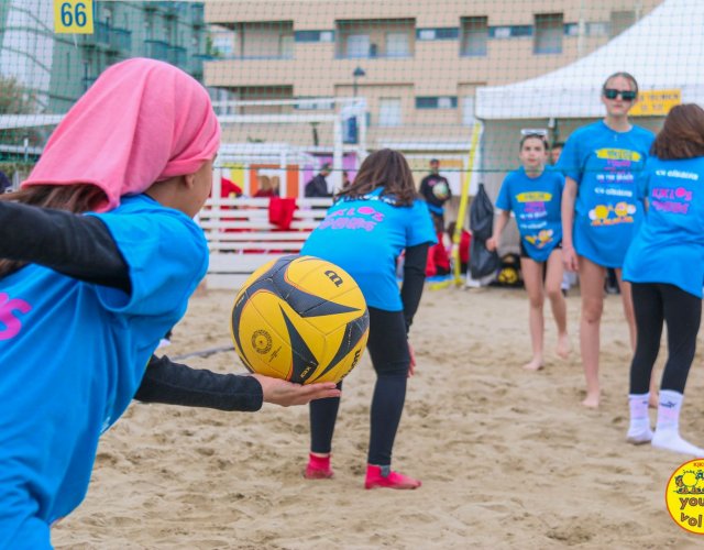 23° YOUNG VOLLEY ON THE BEACH